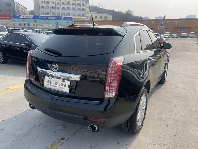 Cadillac SRX