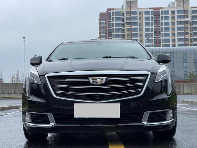 Cadillac XTS