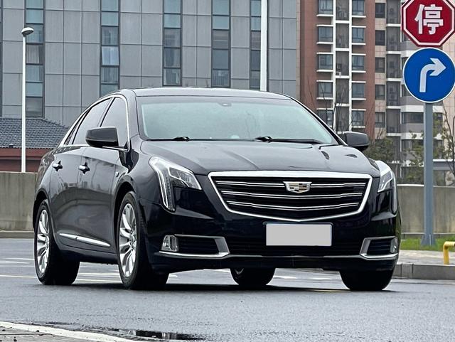 Cadillac XTS