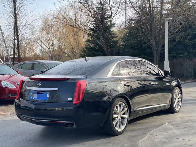 Cadillac XTS