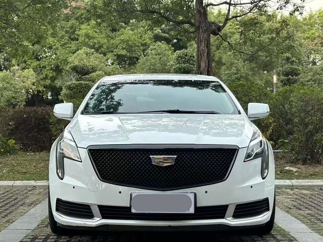 Cadillac XTS