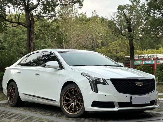 Cadillac XTS