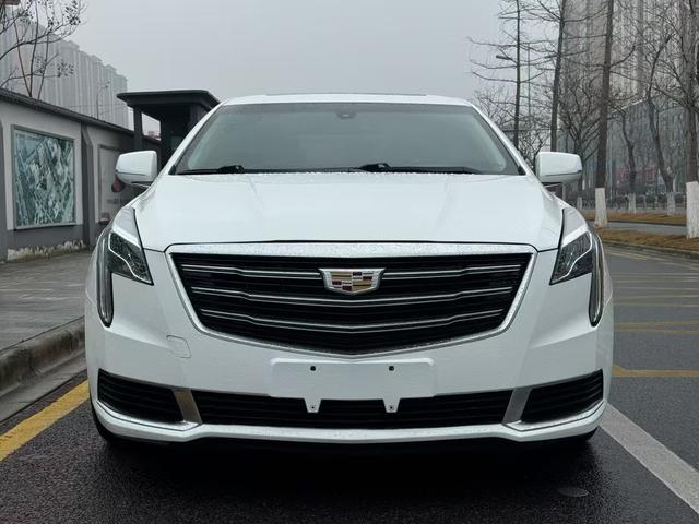 Cadillac XTS