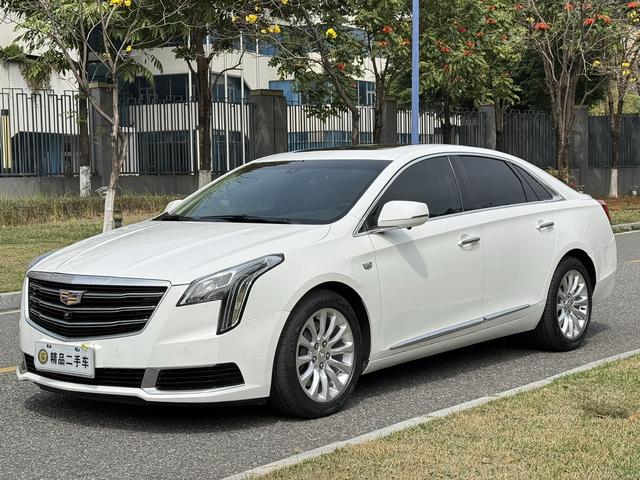 Cadillac XTS