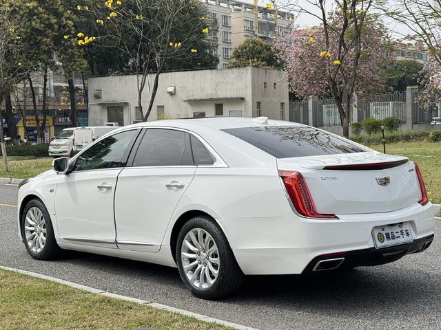 Cadillac XTS