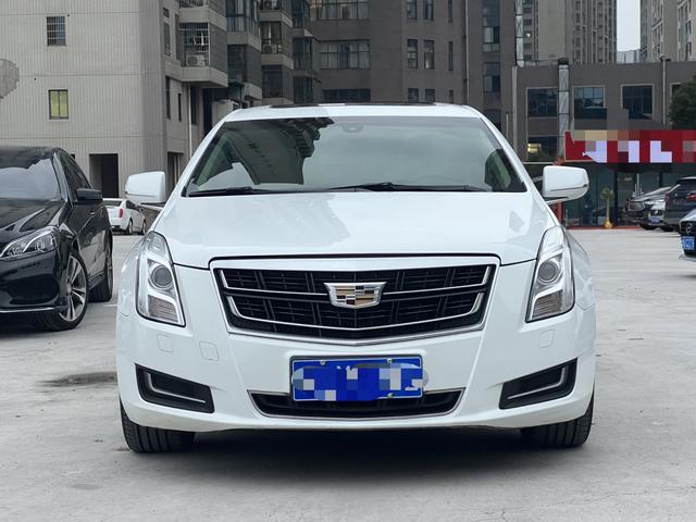 Cadillac XTS