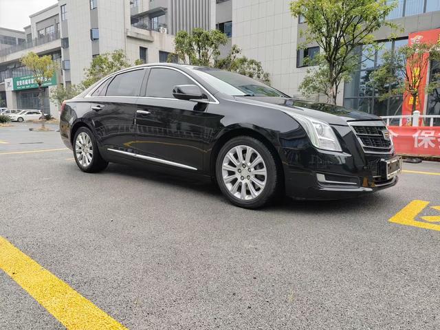 Cadillac XTS