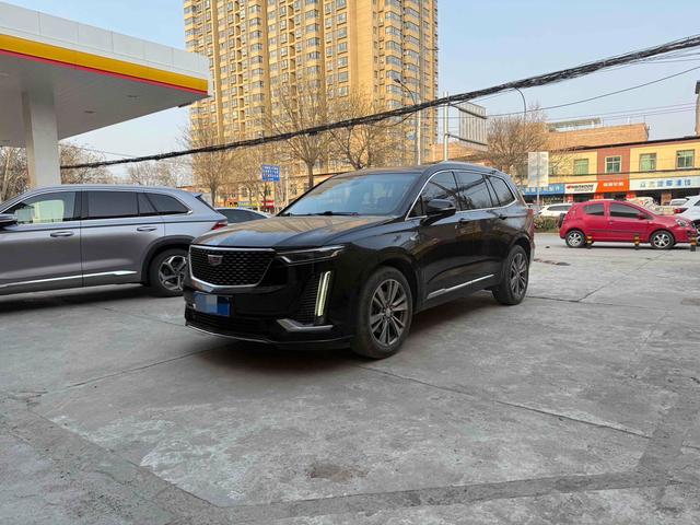 Cadillac XT6