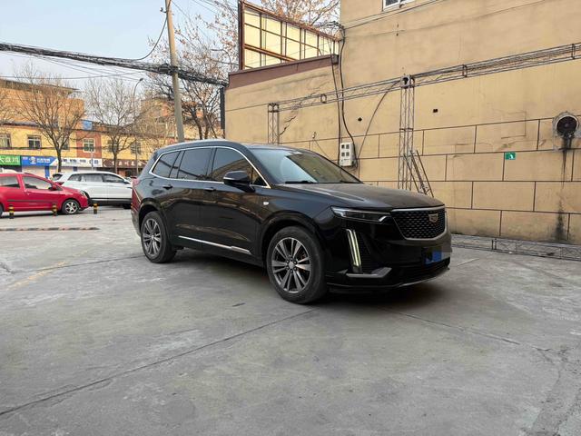 Cadillac XT6