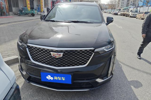 Cadillac XT6