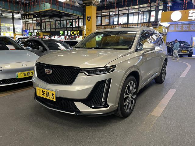 Cadillac XT6