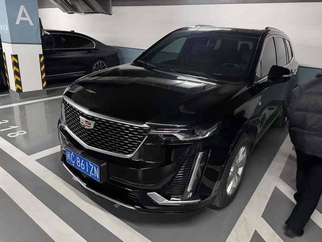 Cadillac XT6