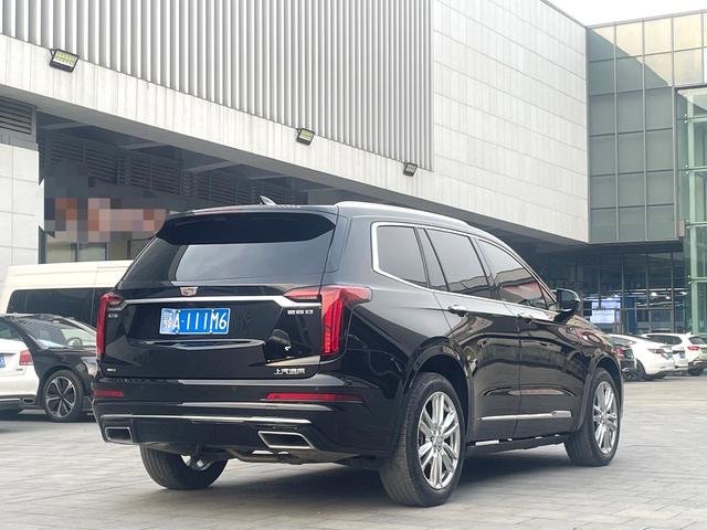 Cadillac XT6