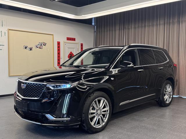 Cadillac XT6