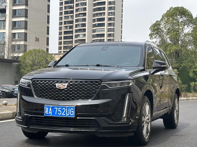 Cadillac XT6