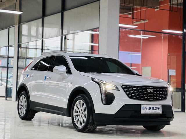 Cadillac XT4