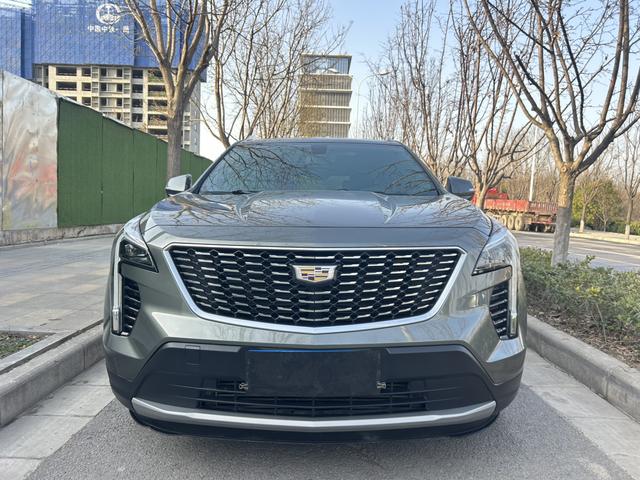 Cadillac XT4