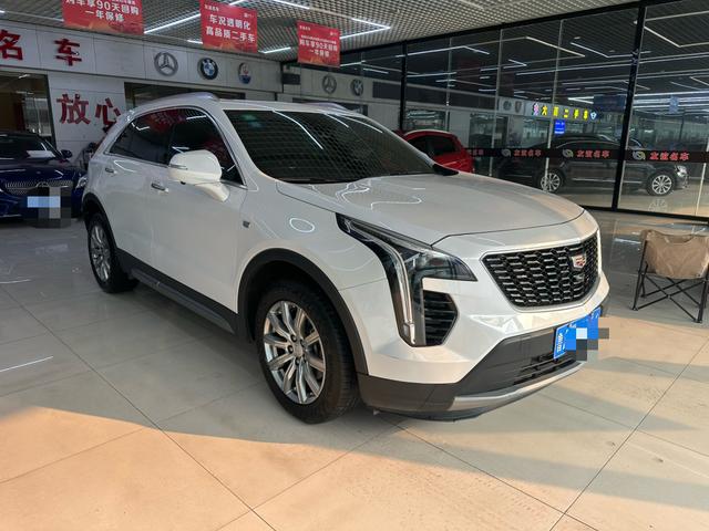 Cadillac XT4