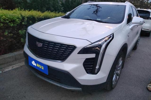 Cadillac XT4