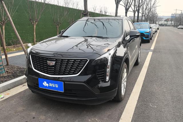 Cadillac XT4