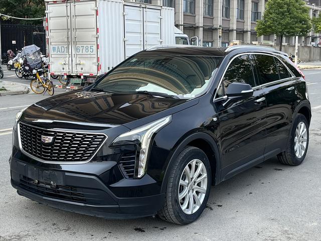 Cadillac XT4