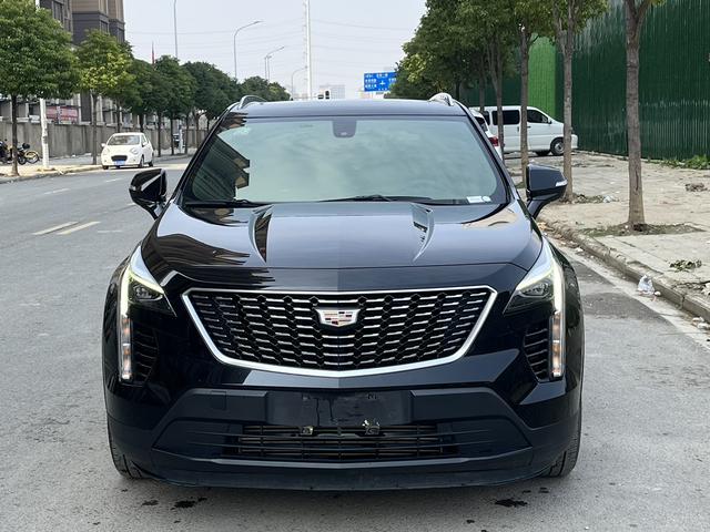 Cadillac XT4