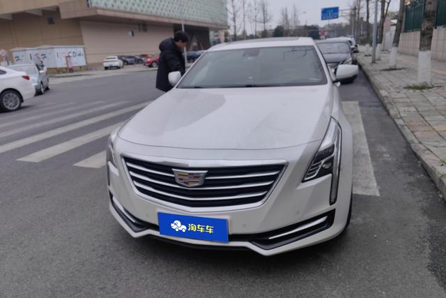 Cadillac CT6