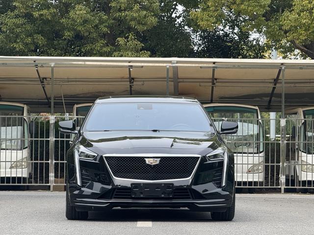 Cadillac CT6