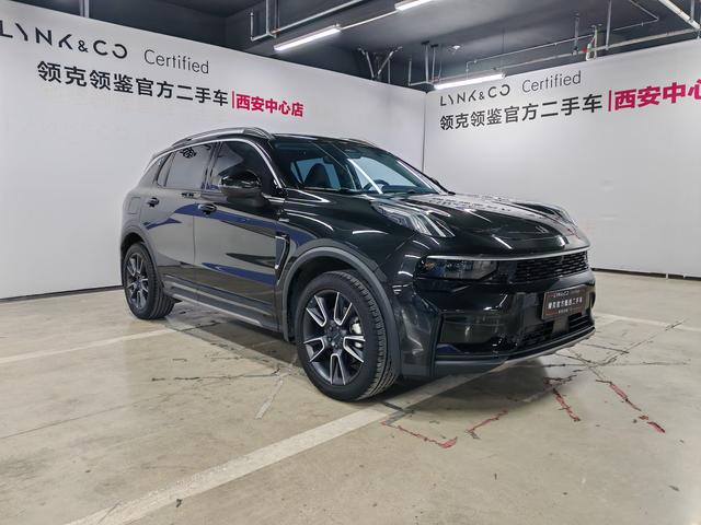 Lynk & Co 01