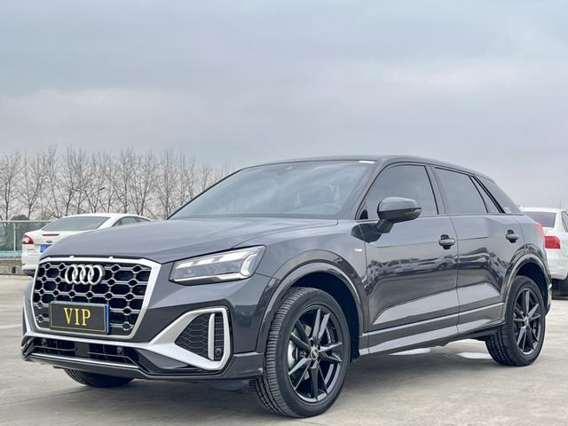 Audi Q2L