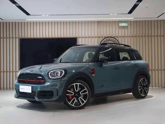 MINI JCW COUNTRYMAN