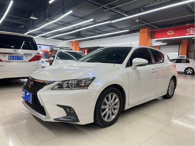 Lexus CT