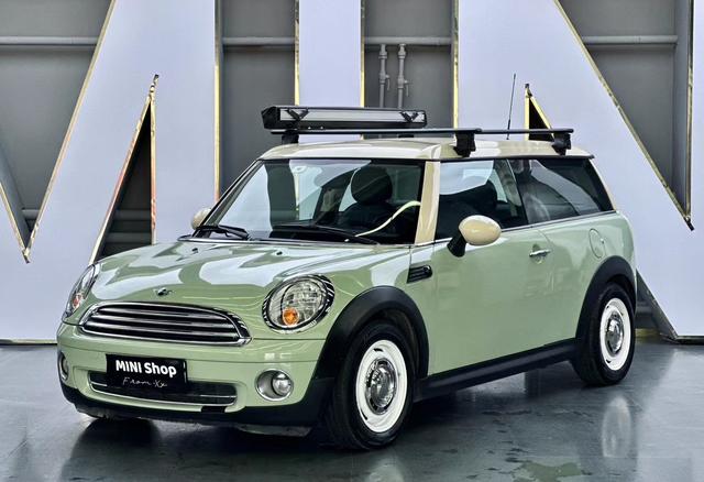 MINI CLUBMAN