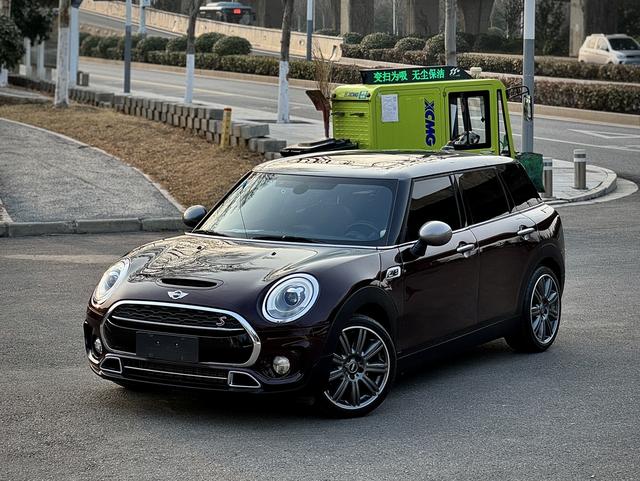 MINI CLUBMAN