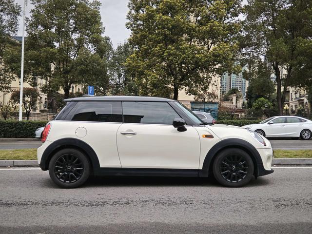 MINI MINI