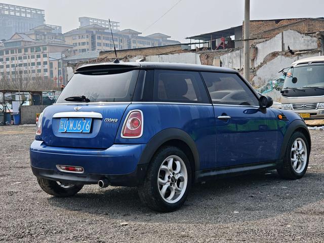 MINI MINI