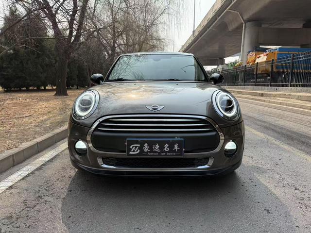 MINI MINI