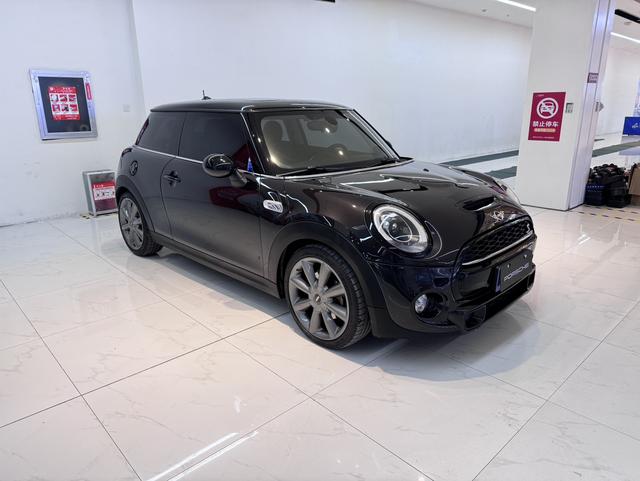 MINI MINI