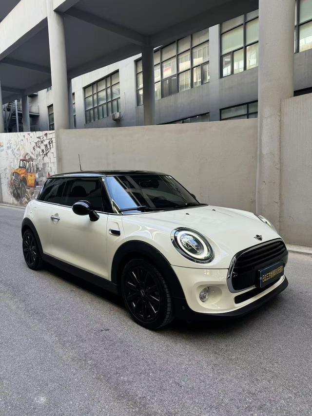 MINI MINI