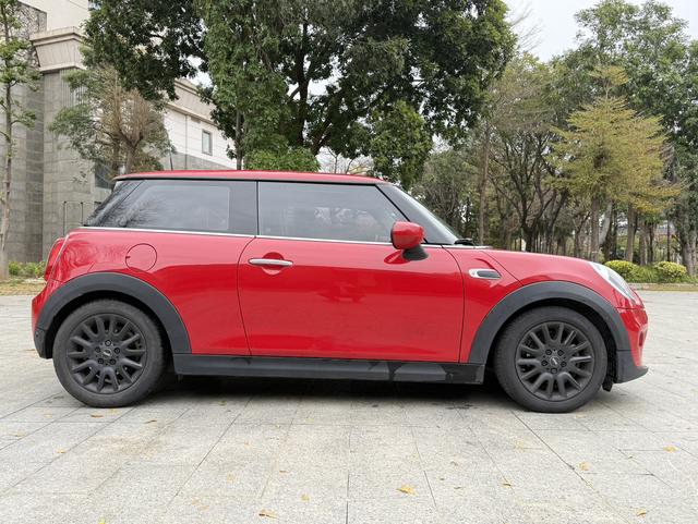 MINI MINI