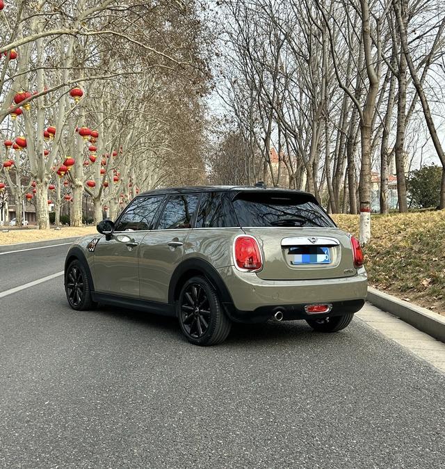 MINI MINI