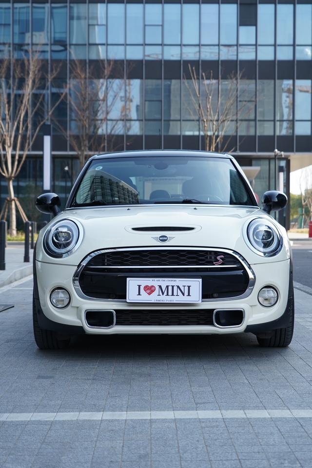 MINI MINI