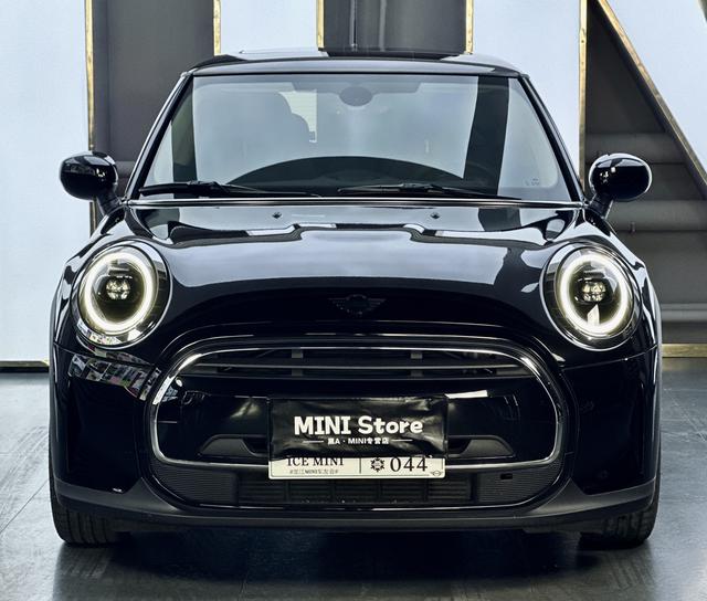 MINI MINI