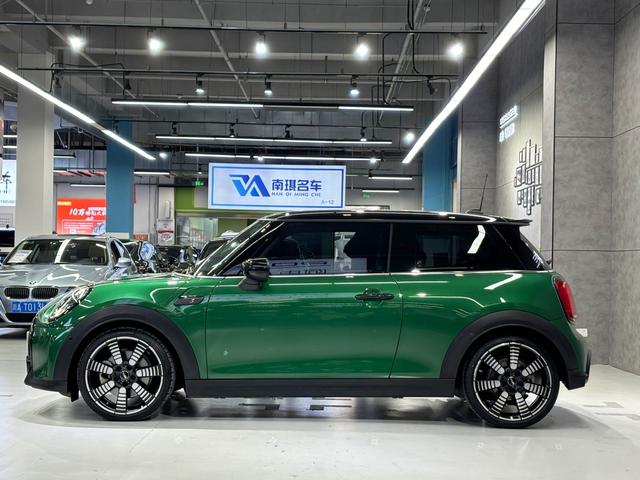 MINI MINI