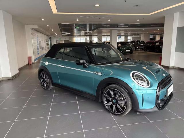 MINI MINI