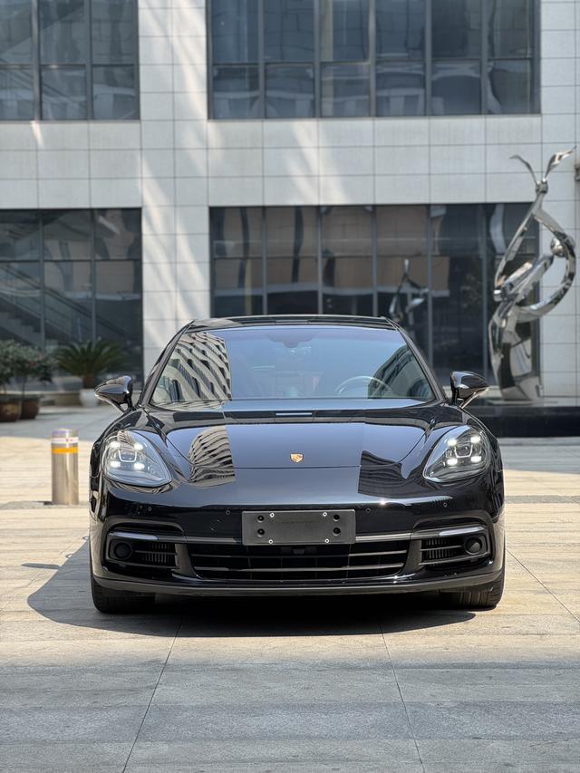 Porsche Panamera E-Hybrid