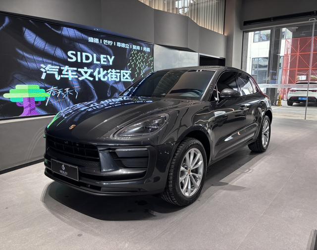 Porsche Macan