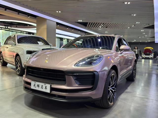 Porsche Macan