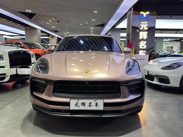 Porsche Macan