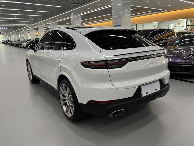 Porsche Cayenne Coupe